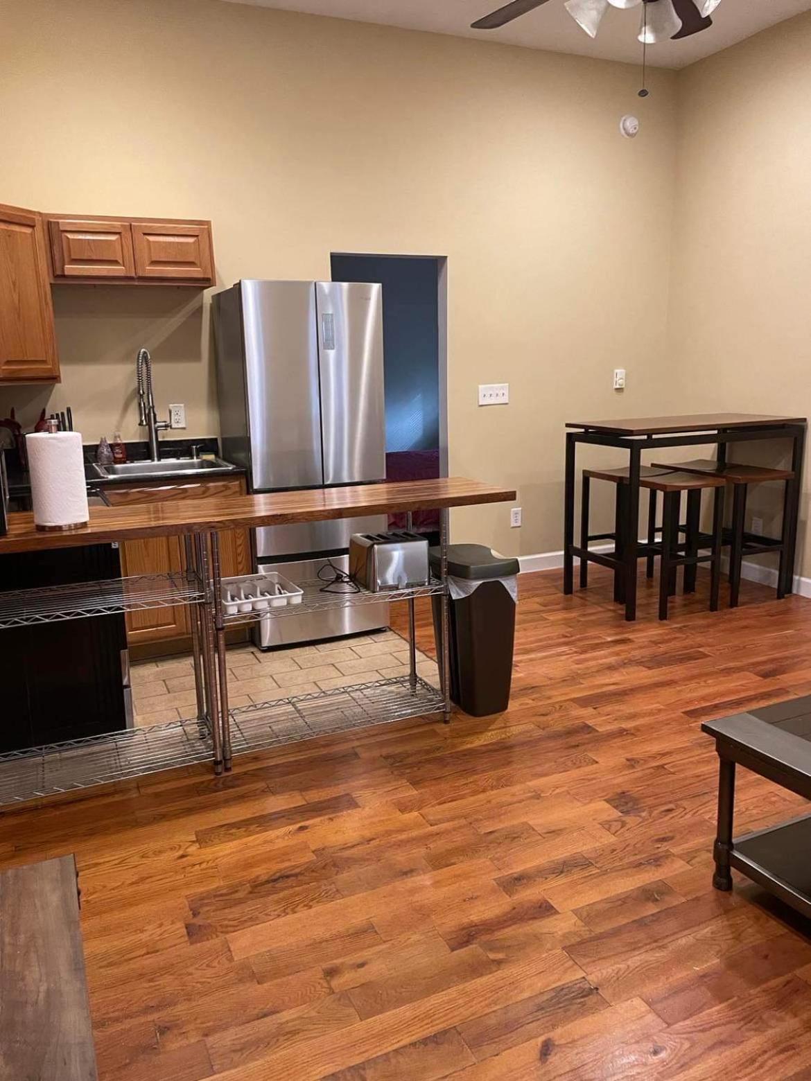 Apartamento Quiet, Gated Oasis Near Downtown Lexington Exterior foto