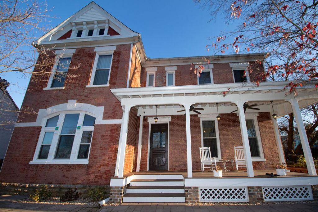 Apartamento Quiet, Gated Oasis Near Downtown Lexington Exterior foto