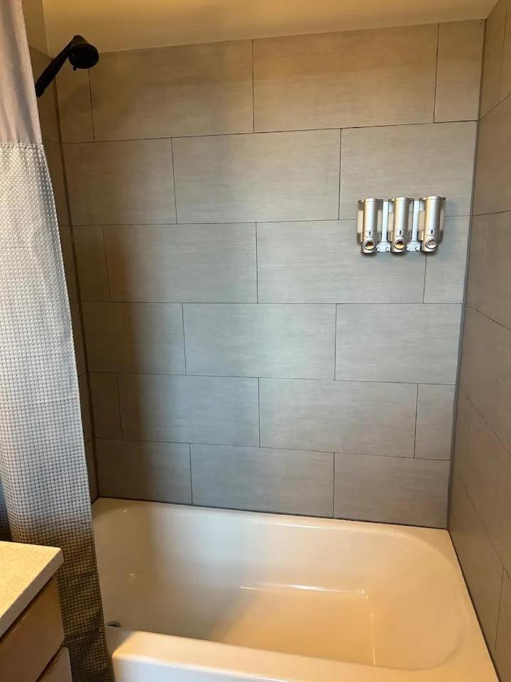Apartamento Quiet, Gated Oasis Near Downtown Lexington Exterior foto
