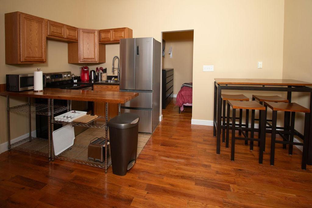 Apartamento Quiet, Gated Oasis Near Downtown Lexington Exterior foto