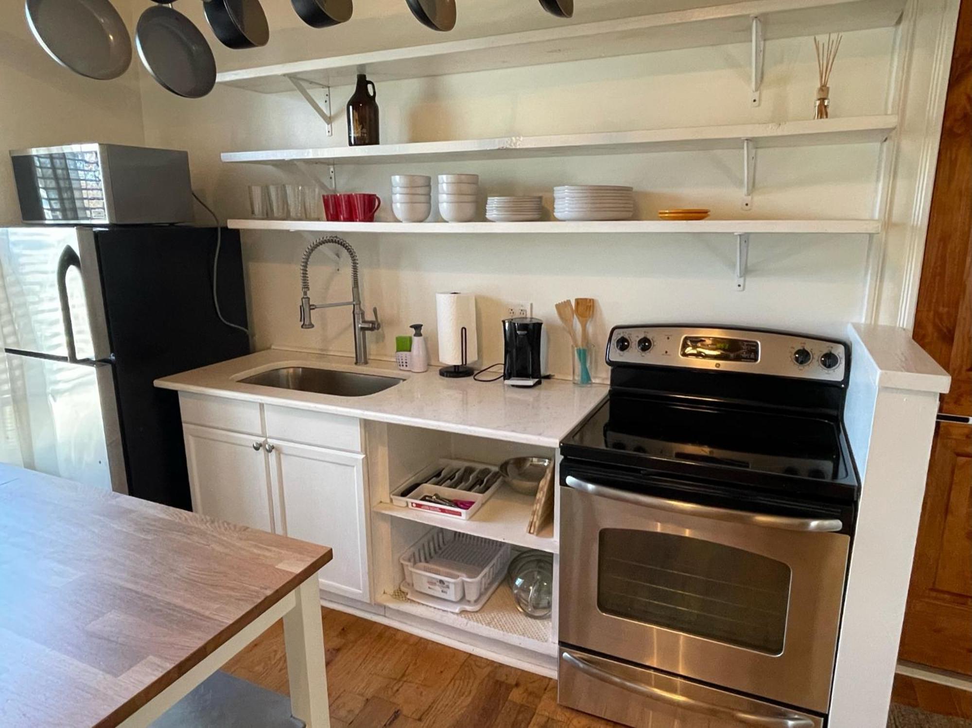 Apartamento Quiet, Gated Oasis Near Downtown Lexington Exterior foto