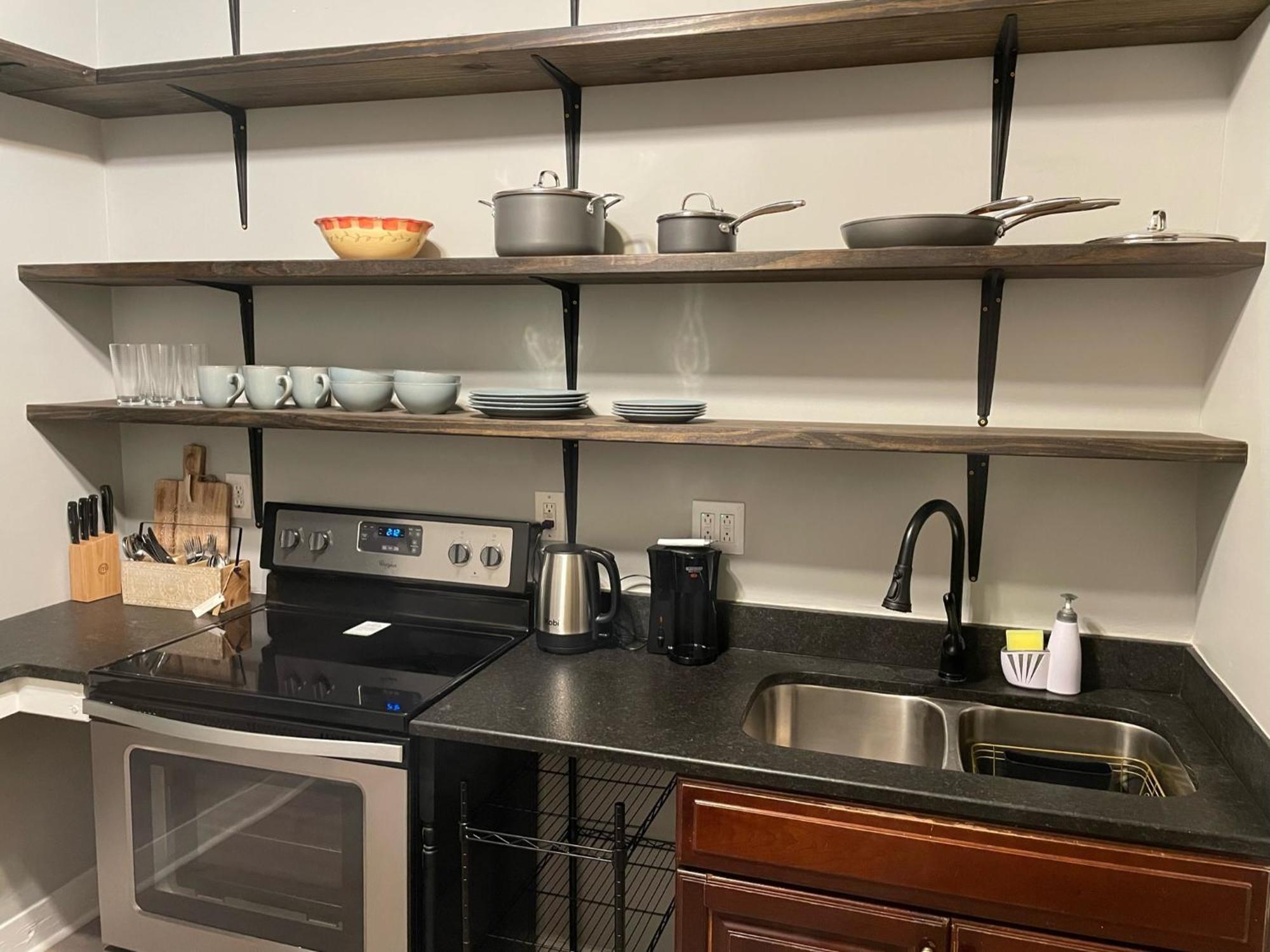 Apartamento Quiet, Gated Oasis Near Downtown Lexington Exterior foto